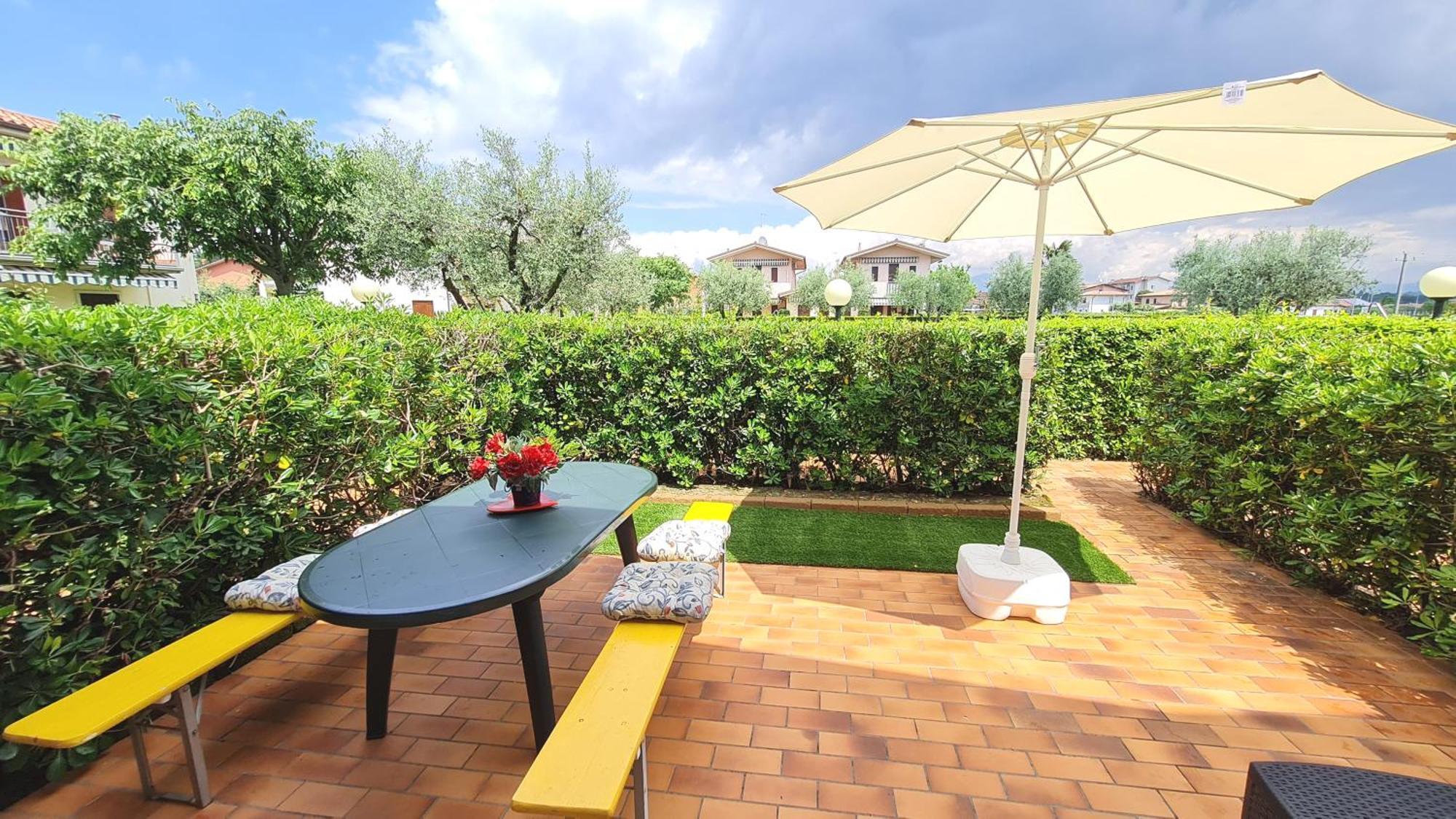 Apartments Gli Ulivi ラツィーゼ エクステリア 写真